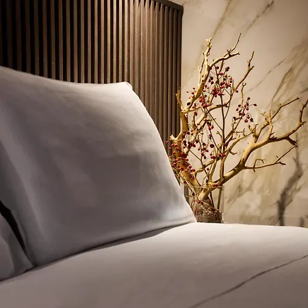 Hotel Metropolitan 4*